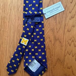 Vineyard Vines University of Michigan 100% Imported Silk Tie